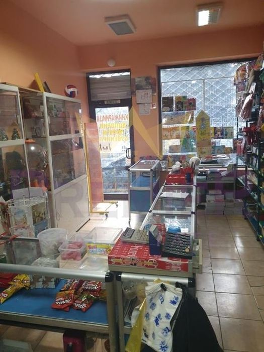 Продава се Магазин в Варна, Зимно кино Тракия - 28 кв.м за 1800 €/кв.м - Снимка #1