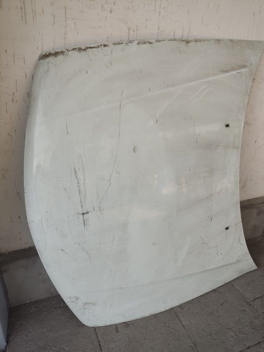 Капот на mitsubishi diamante