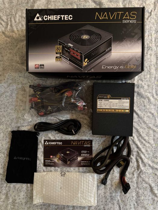 Блок питания Chieftec Navitas 1250W модульный
