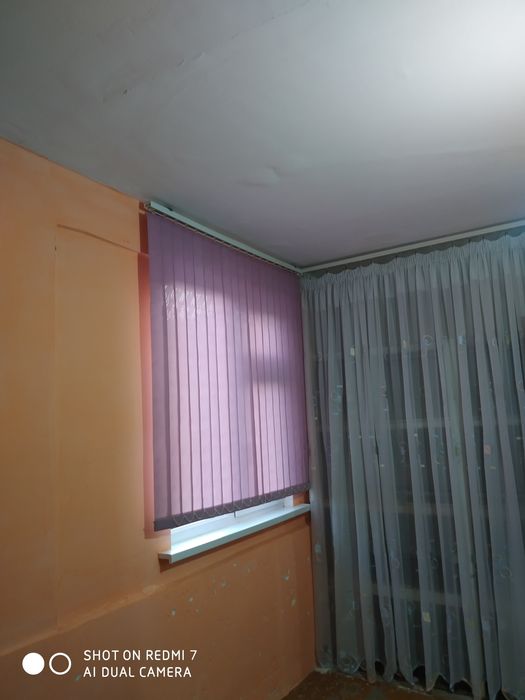 Возле педагогического института сдается квартира без маклера .