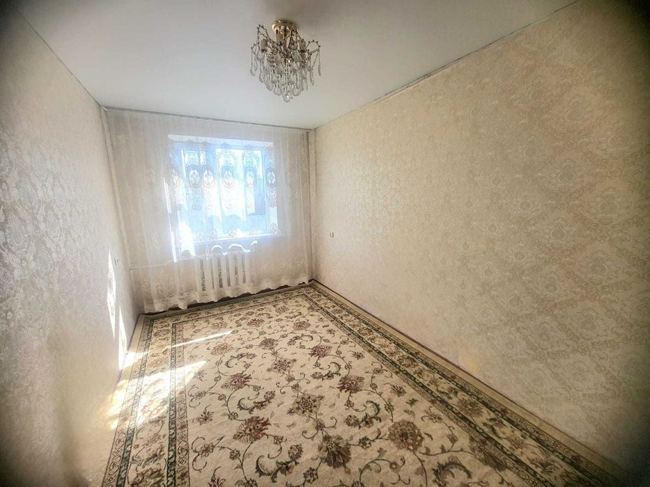 а Продам 4 комнатную 6 микрорайон