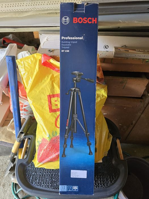 BT 150 Professional Строителен статив