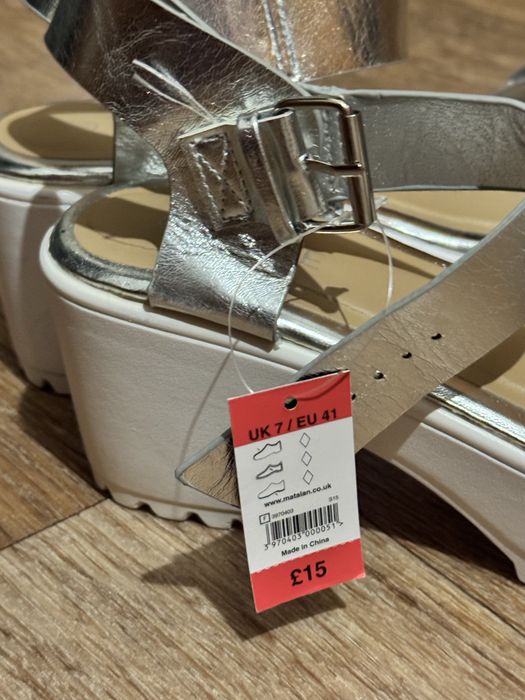 Летние босоножки