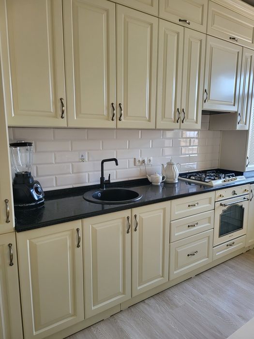 Продаётся кухонный гарнитур