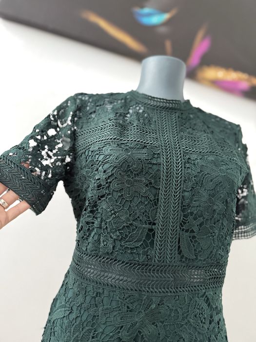 Rochie cu broderie House