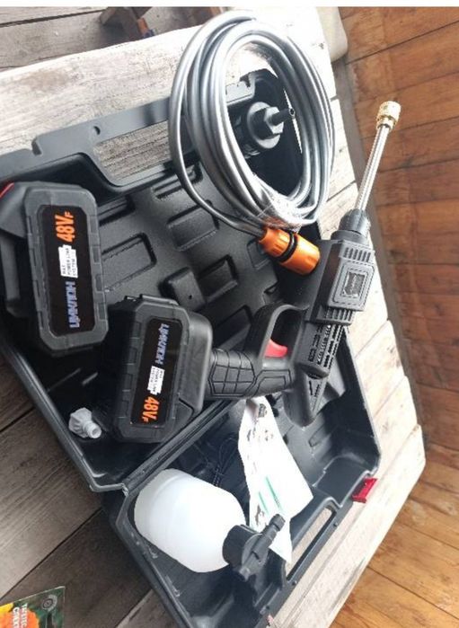 Автомойка аккумуляторная