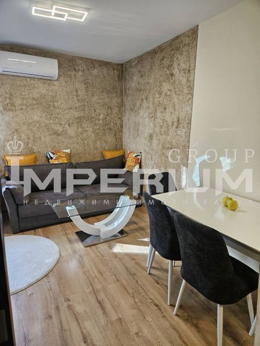 Двустаен апартамент под наем след освежаване - Център, гр. Варна