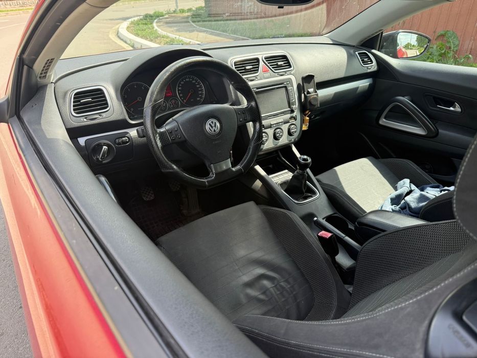 Volkswagen Scirocco 1.4TSI 160cp Variante Schimb Volan Dreapta
