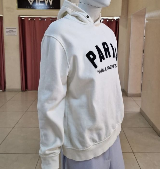 Худи кофта карл в хорошем состояний