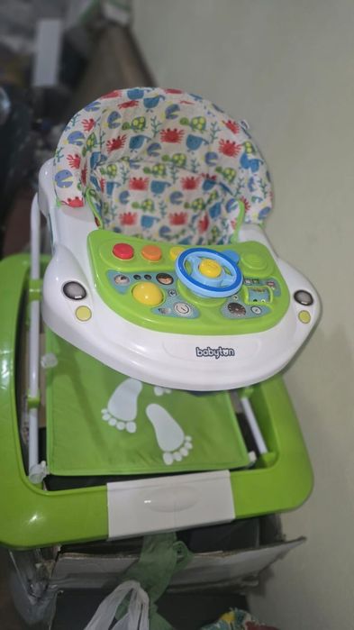 Детские коляски  новые