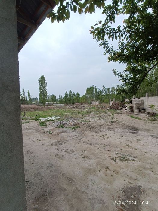 Ховли уй сотилади