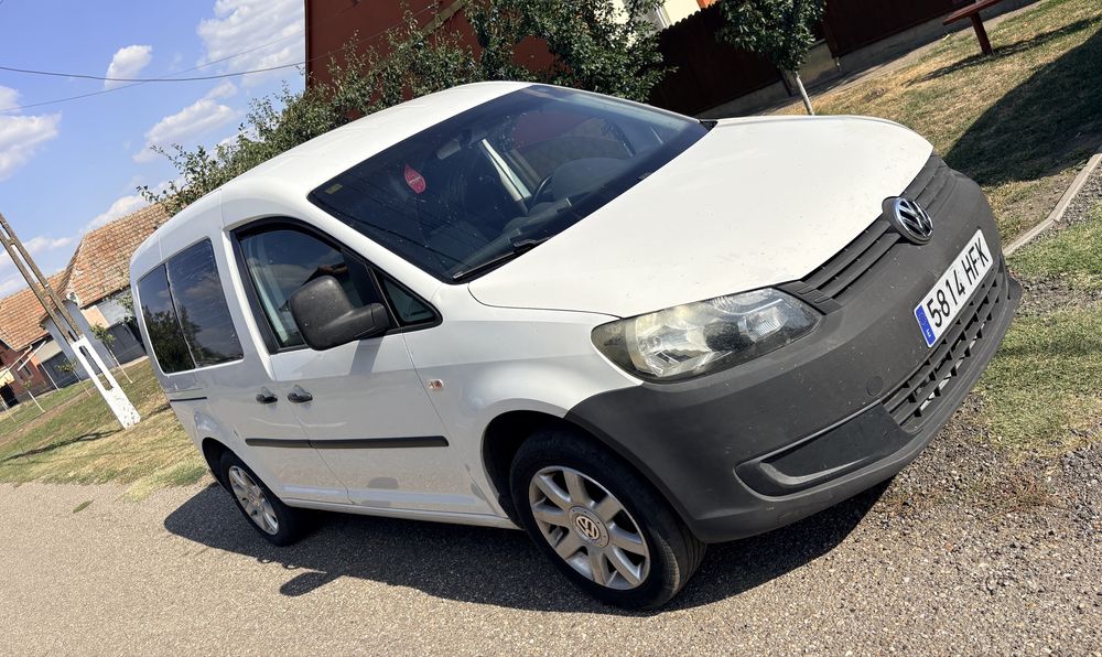 VOLKSWAGEN Caddy 2012 — imagine 2