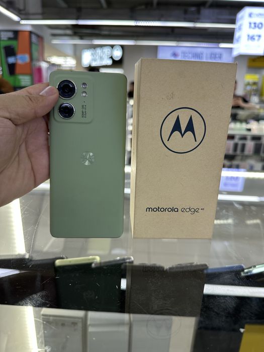 Moto edge 40 5G.  12/256