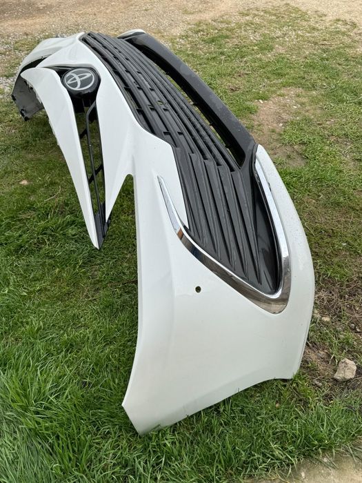 Бампер,тайота камри 75