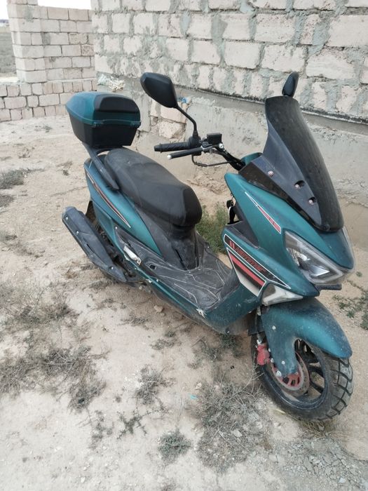 Мопед maxi 150 куб