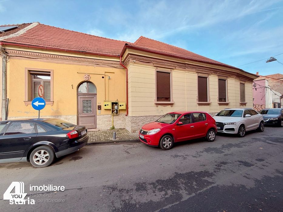 Casă S+P+M zonă Ultracentrală la curte cu 2 vecini, recent renovată