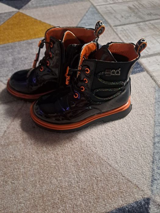 Детская обувь для девочки