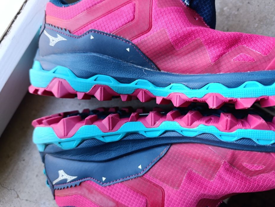 Pantofi alergare trail Mizuno Wave Mujin 9