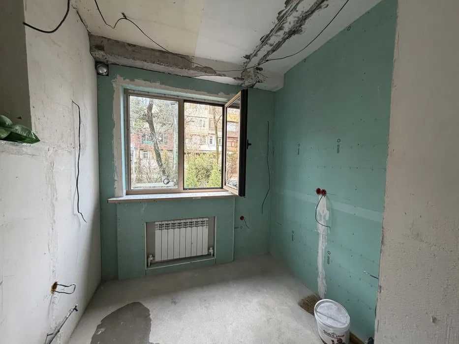 Срочная продажа на Нукусской — 1 этаж с потенциалом под офис! + подвал