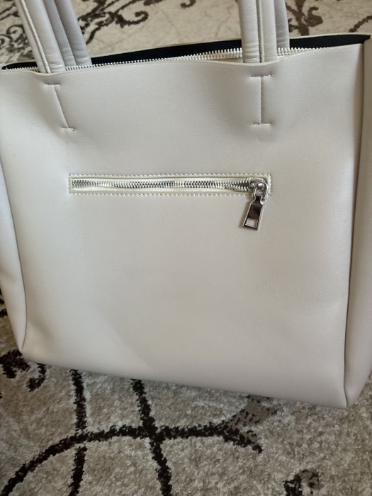 Сумка бежевая