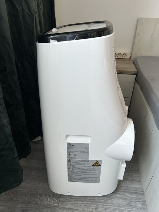 Aparat portabil de aer conditionat