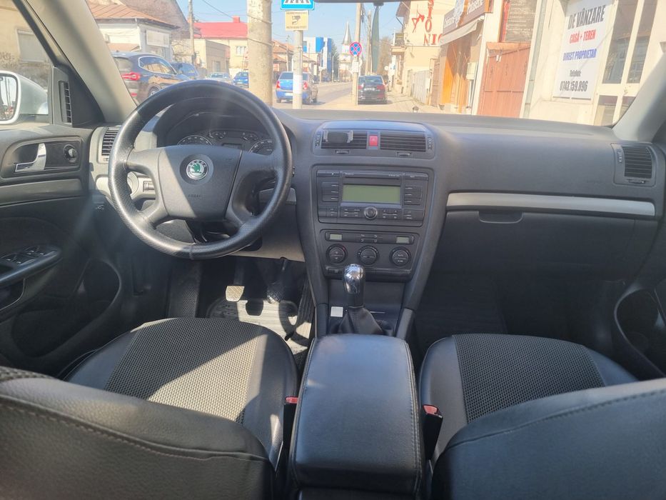 Skoda octavia 1.6 gpl