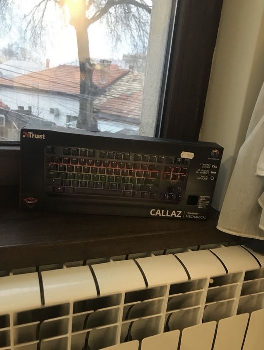 Клавиатура с кабел Trust Gxt Mechanical Illuminated KEYBOARD