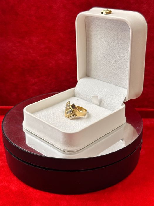 ТОП ОФЕРТА! Златен пръстен 14К 1.94 гр. – Darg Group