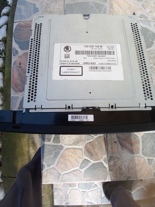 Radio casetofon auto cu CD