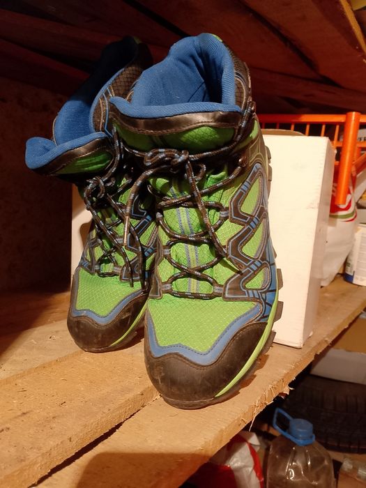 Мъжки туристически обувки 45 номер