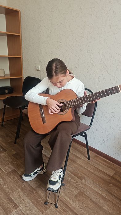 Обучение игре на гитаре