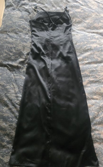 Сатенена рокля ZARA с цепка