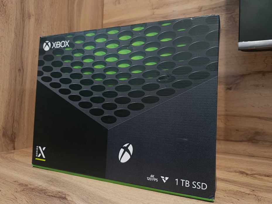 Продам Xbox Series X