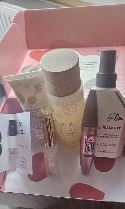 Козметика от кутии