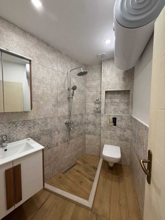 Дава се под наем Тристаен апартамент в София, Студентски град - 70 кв.м за 767.55 € - Снимка #10