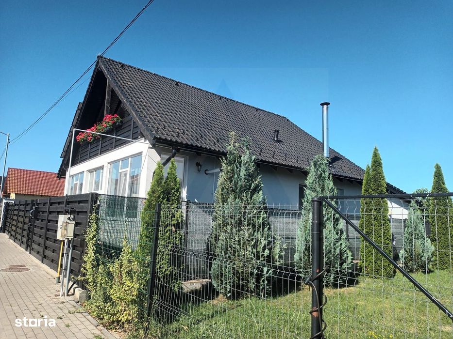 Casa individuala 5 camere 150 mp utili si teren 460 mp in Cristian