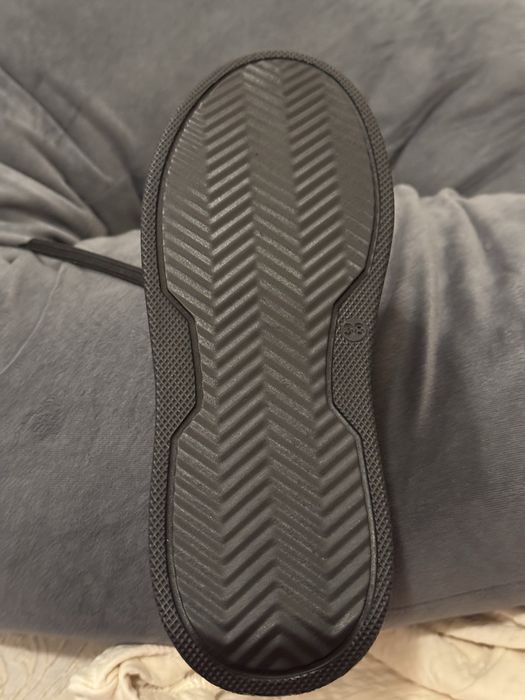 Продам кросовки 38  размер