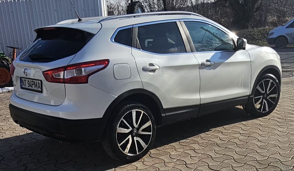 Vând Nissan Qashqai