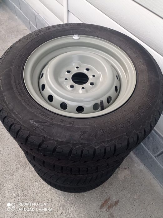 Шины  в комплекте с дисками