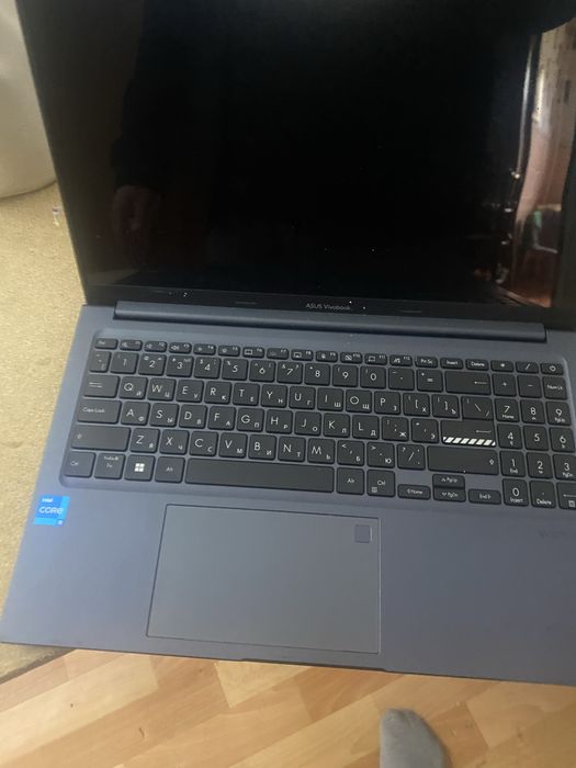 Asus Vivobook 2023