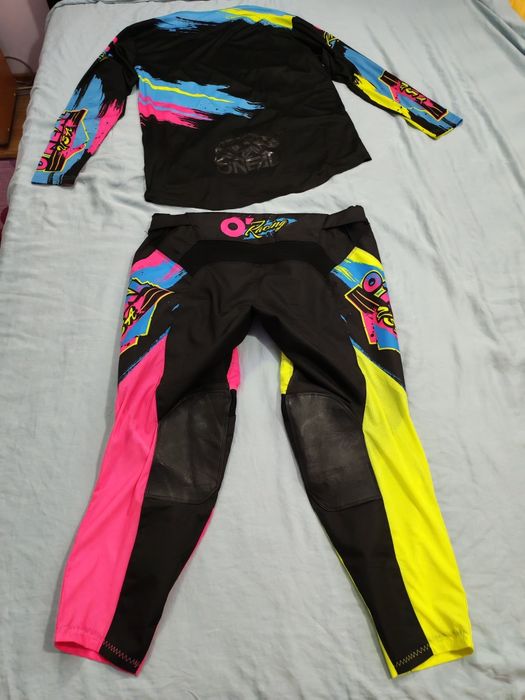Продавам Мотокрос брич НОВ