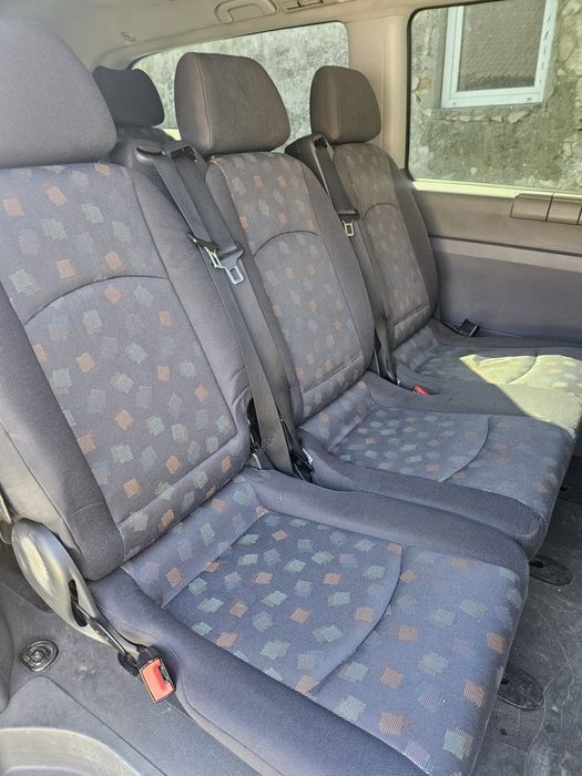 Vând Mercedes Vito