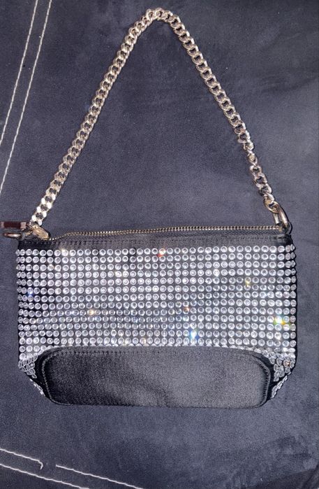 Дамска чанта guess