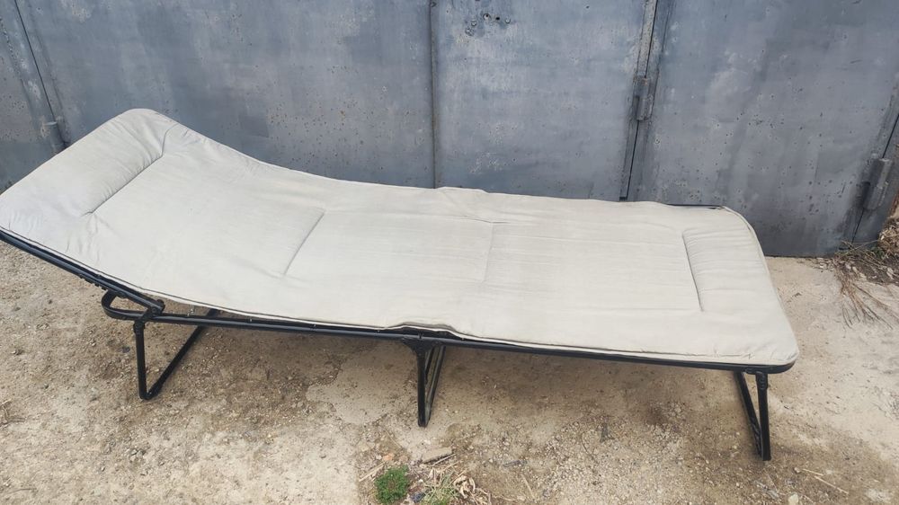 Раскладушка новая срочно продам !