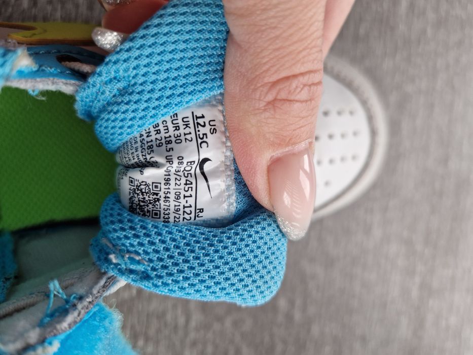 Маратонки Nike 30 номер