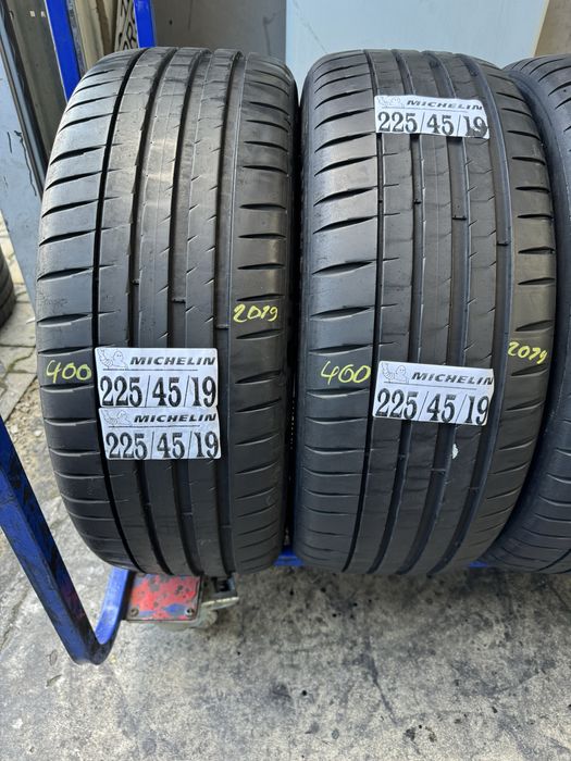 225/45/19 Michelin