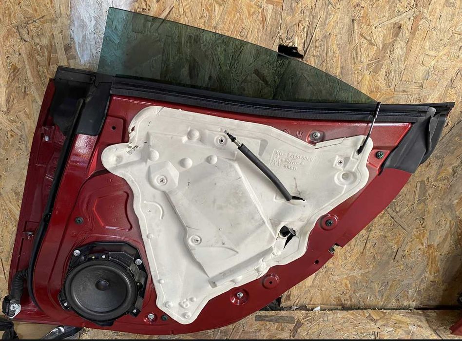 Брата Лява Дясна oборудвана Maserati Ghibli  M157