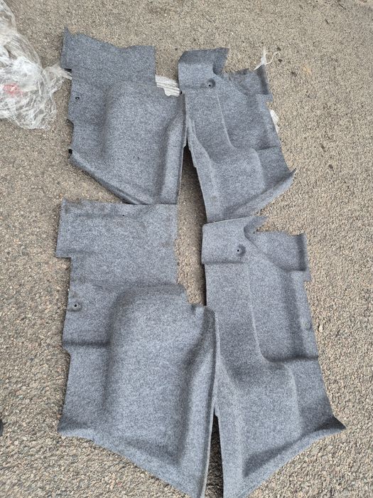 Обшивки  багажника БМВ Е46