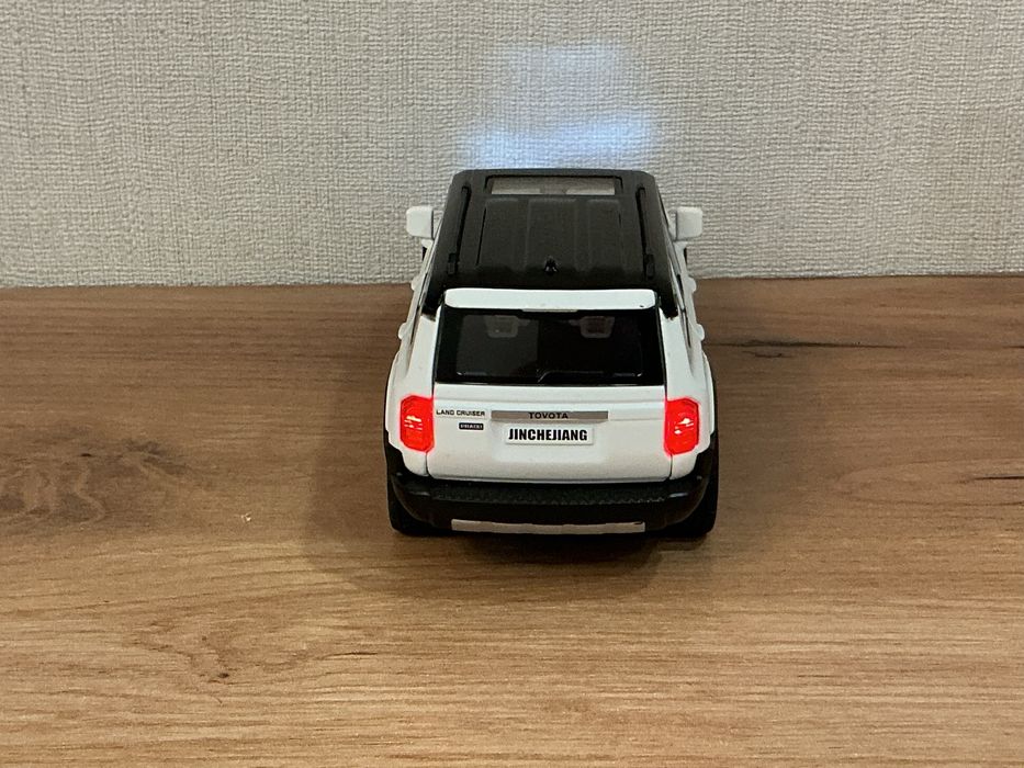 игрушка машинка, прадо 250