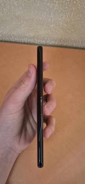 Телефон Samsung s8+